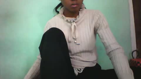 vounialdy online show from 02-24-25, 04:04