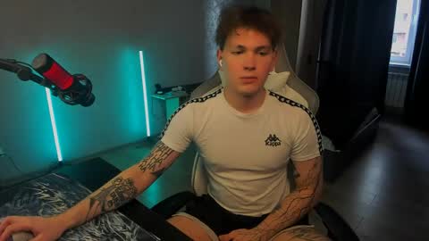 Snapshot of vova_belkin_ chatting on 05-31-26, 03:41 vova online show from 05-31-26, 03:41