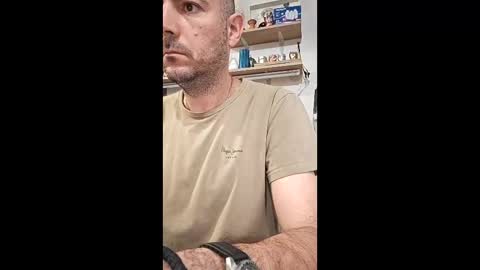 Snapshot of vozd chatting on 03-28-26, 03:33 sweetcock online show from 03-28-26, 03:33