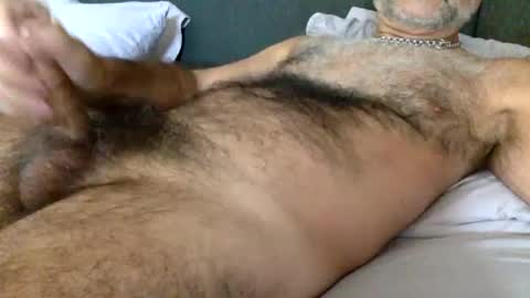 Enjoy guys of all ages if you are not on cam please dont ask for requests if i dont respond dont think im ignoring you i online show from 06-21-26, 02:30