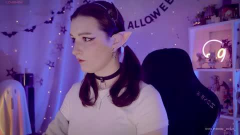 vronnier online show from 11-07-25, 10:04