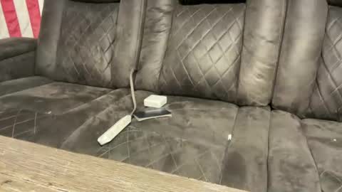 Snapshot of vveejay48826 chatting on 10-24-25, 07:38 vveejay online show from 10-24-25, 07:38