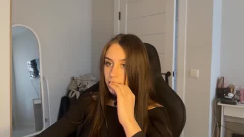 Arina online show from 03-13-26, 09:05