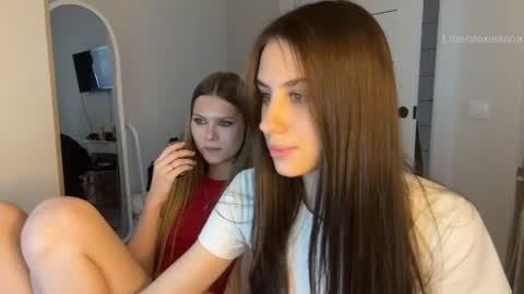 Arina online show from 05-11-26, 02:45