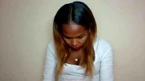 Snapshot of vynarahot chatting on 06-18-26, 05:50 vynarahot online show from 06-18-26, 05:50