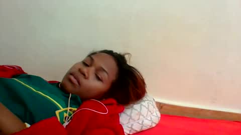 Snapshot of vynarahot chatting on 07-08-26, 09:36 vynarahot online show from 07-08-26, 09:36