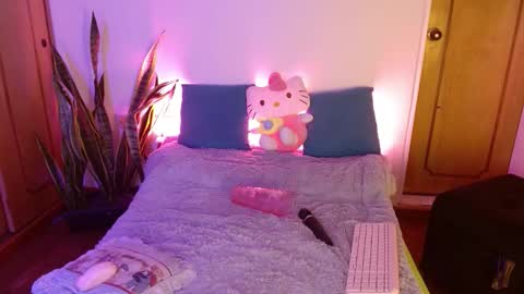 kitty SUPORT ME AND MY BABY SINGLE MOMY online show from 09-13-25, 12:05