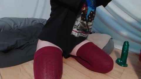 Rose online show from 11-12-25, 12:00