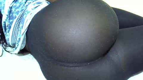 candy online show from 02-10-25, 01:03