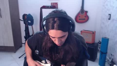 Snapshot of wake_and_bakee chatting on 03-03-25, 04:14 John online show from 03-03-25, 04:14