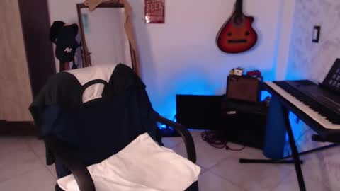 Snapshot of wake_and_bakee chatting on 10-30-25, 11:16 John online show from 10-30-25, 11:16