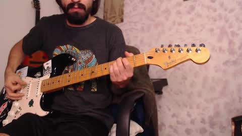 Snapshot of wake_and_bakee chatting on 11-16-25, 02:39 John online show from 11-16-25, 02:39