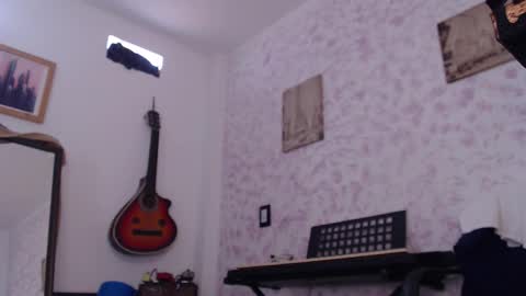 Snapshot of wake_and_bakee chatting on 12-02-25, 06:36 John online show from 12-02-25, 06:36