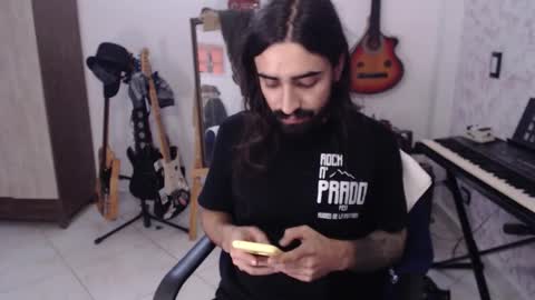 Snapshot of wake_and_bakee chatting on 12-05-25, 08:38 John online show from 12-05-25, 08:38