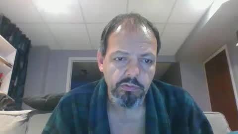 Snapshot of walker033 chatting on 10-10-25, 06:34 walker033 online show from 10-10-25, 06:34