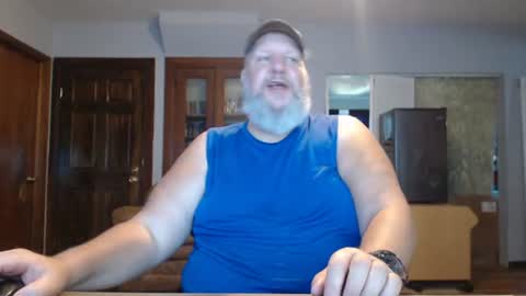 Snapshot of walkingbird chatting on 07-17-26, 09:41 walkingbird online show from 07-17-26, 09:41