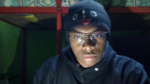 Snapshot of walltazv chatting on 03-21-26, 03:00 Kentaro online show from 03-21-26, 03:00