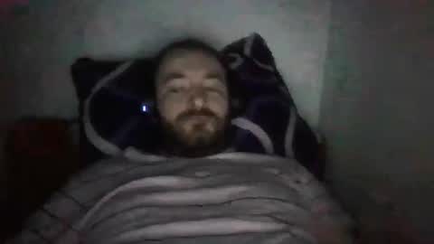 Snapshot of wally792 chatting on 02-10-25, 07:28 Vali online show from 02-10-25, 07:28