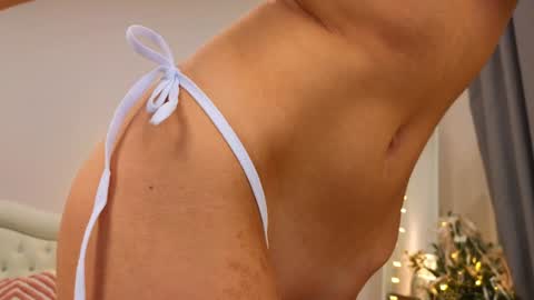 Snapshot of wanda_robinson chatting on 12-16-24, 11:07 Wendy. Hello Honeys Ill see you 2nd 5th 7th this week love you3 online show from 12-16-24, 11:07