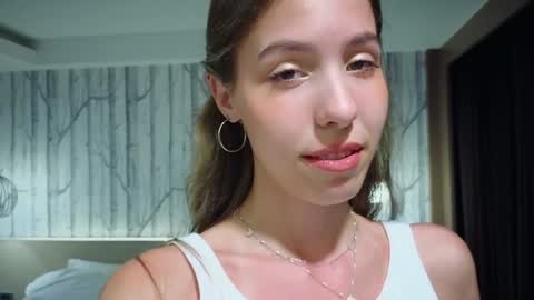 Snapshot of wanda_robinson chatting on 01-25-25, 06:46 Wendy. Hello Honeys Ill see you 2nd 5th 7th this week love you3 online show from 01-25-25, 06:46