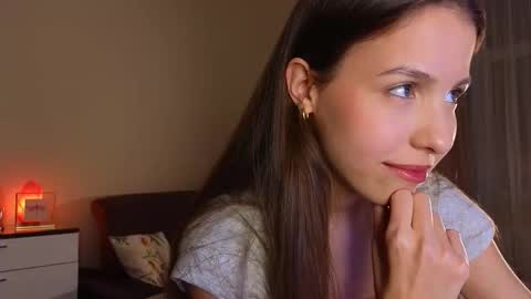 Snapshot of wanda_robinson chatting on 10-13-25, 06:08 Wendy. Hello Honeys Ill see you 2nd 5th 7th this week love you3 online show from 10-13-25, 06:08
