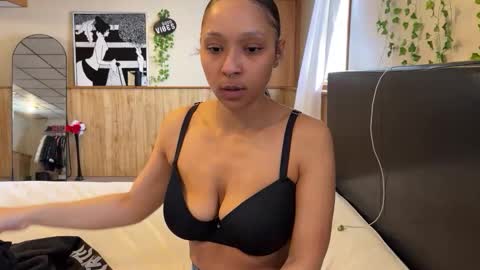wanderlustgaal online show from 03-31-26, 05:02