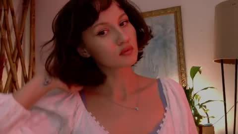 Miya online show from 04-25-26, 01:19