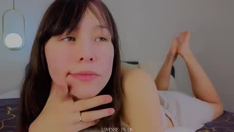 Betti online show from 12-05-25, 01:36