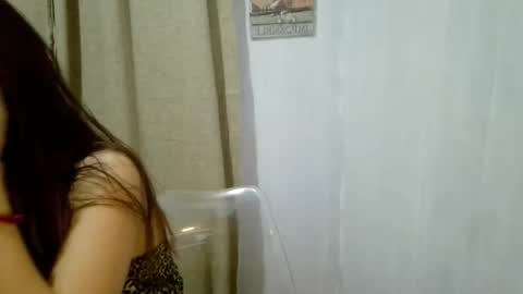 wangi_wangi online show from 11-15-25, 10:01