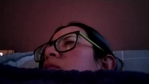 Snapshot of waningrosee chatting on 12-11-24, 02:00 Waningrose Lu online show from 12-11-24, 02:00