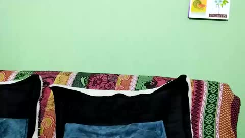 Snapshot of waningrosee chatting on 01-24-25, 05:00 Waningrose Lu online show from 01-24-25, 05:00