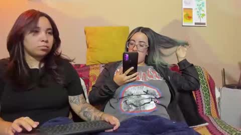 Snapshot of waningrosee chatting on 09-16-25, 11:17 Waningrose Lu online show from 09-16-25, 11:17