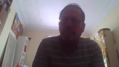 Snapshot of wanky357 chatting on 09-13-25, 11:54 Tibo Love online show from 09-13-25, 11:54