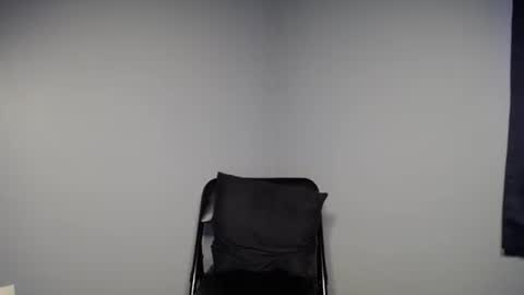 wannaplay1025 online show from 04-26-26, 04:04