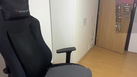 new online show from 03-09-26, 05:33