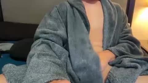 Snapshot of wantingtoplay97 chatting on 11-16-25, 08:31 wantingtoplay97 online show from 11-16-25, 08:31