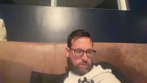 Snapshot of warispeace666 chatting on 12-18-25, 06:41 warispeace666 online show from 12-18-25, 06:41