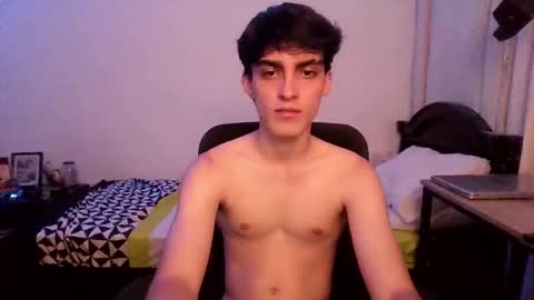  W A R R E N B L U S H F I R E online show from 10-21-25, 05:41