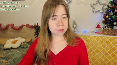 Snapshot of watermelon_sugar_ chatting on 12-18-24, 02:28 Tess Pls support me with Can we reach 155 my favorite number online show from 12-18-24, 02:28