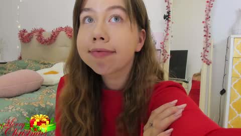 Snapshot of watermelon_sugar_ chatting on 12-25-24, 03:49 Tess Pls support me with Can we reach 155 my favorite number online show from 12-25-24, 03:49