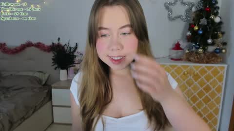 Snapshot of watermelon_sugar_ chatting on 01-09-25, 09:37 Tess Pls support me with Can we reach 155 my favorite number online show from 01-09-25, 09:37