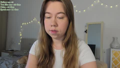 Snapshot of watermelon_sugar_ chatting on 01-22-25, 09:02 Tess Pls support me with Can we reach 155 my favorite number online show from 01-22-25, 09:02