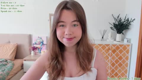 Snapshot of watermelon_sugar_ chatting on 02-15-25, 09:16 Tess Pls support me with Can we reach 155 my favorite number online show from 02-15-25, 09:16