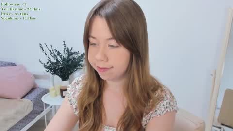 Snapshot of watermelon_sugar_ chatting on 03-03-25, 09:55 Tess Pls support me with Can we reach 155 my favorite number online show from 03-03-25, 09:55