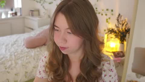 Snapshot of watermelon_sugar_ chatting on 10-11-25, 10:36 Tess Pls support me with Can we reach 155 my favorite number online show from 10-11-25, 10:36