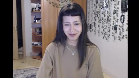 Mina online show from 10-27-25, 06:50