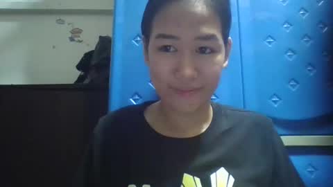 Snapshot of waynecruz_ chatting on 09-11-25, 04:40 waynecruz_ online show from 09-11-25, 04:40