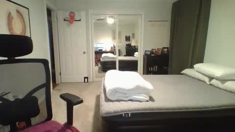 wazooforty2 online show from 04-27-26, 05:27