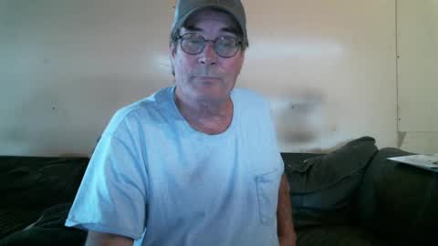 Snapshot of wbfarm chatting on 10-14-25, 10:54 WB Farm online show from 10-14-25, 10:54