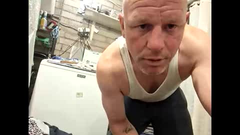 Snapshot of wcnmail24 chatting on 02-18-26, 05:36 wcnmail24 online show from 02-18-26, 05:36